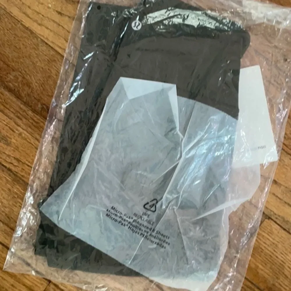 NWT LULULEMON Groove Pant Flare High Waist army Green olive NULU size 4 perfect - Picture 9 of 11